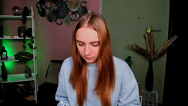 Snapshot of kitniss_dreamy chatting on 11.04.25 kitniss dreamy online show from 11.04.25