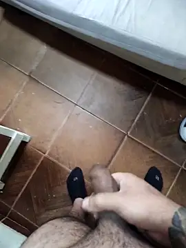 Snapshot of rorope chatting on 10.29.25 rorope online show from 10.29.25