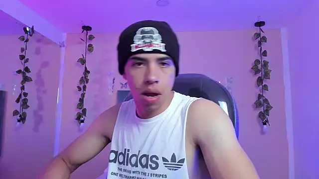 Muscle Scott online show from 11.19.25