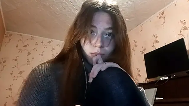 Snapshot of Sophiecuttie chatting on 09.12.25 Sophiecuttie online show from 09.12.25