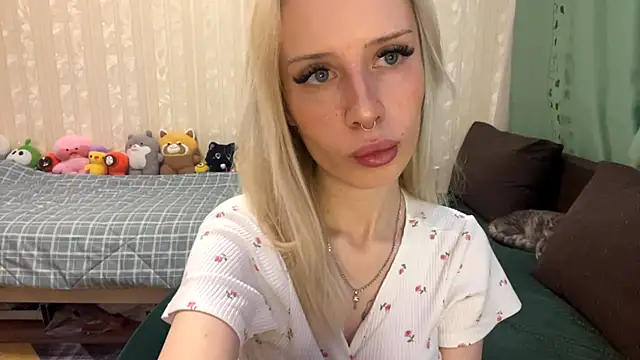 SwitchedFiver online show from 09.30.25