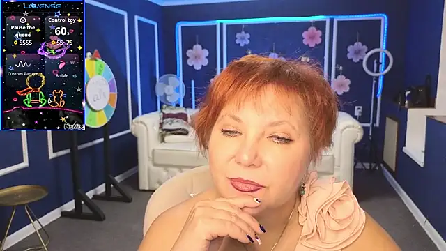 Kira Kenett online show from 09.24.25