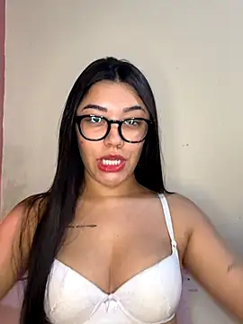 Snapshot of Alexa69xx chatting on 10.18.25 Alexa69xx online show from 10.18.25