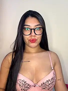 Snapshot of Alexa69xx chatting on 10.24.25 Alexa69xx online show from 10.24.25