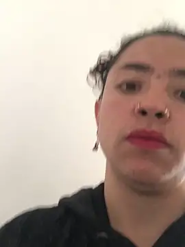 Snapshot of Paris_11 chatting on 09.29.25 Paris 11 online show from 09.29.25