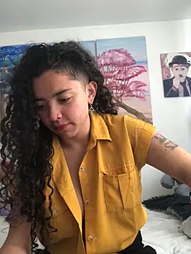 Snapshot of Paris_11 chatting on 11.07.25 Paris 11 online show from 11.07.25