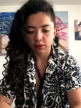 Snapshot of Paris_11 chatting on 11.11.25 Paris 11 online show from 11.11.25