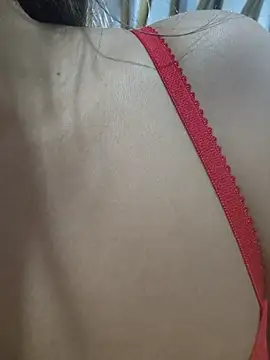 Snapshot of Rumy_2005 chatting on 02.16.26 Rumy 2005 online show from 02.16.26