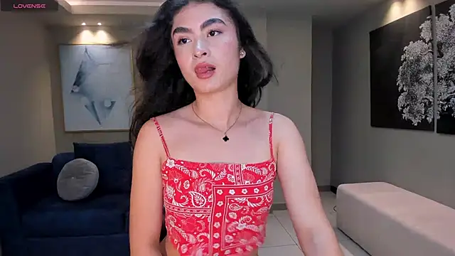 LucyWeiss  online show from 09.27.25