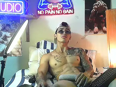 Strongcockfitness online show from 10.19.25