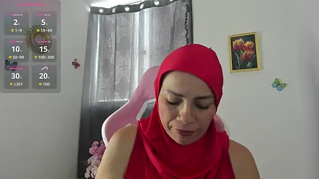 Snapshot of dalila_kemur chatting on 09.27.25 dalila kemur online show from 09.27.25