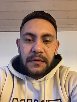 couplebest1 online show from 11.23.25