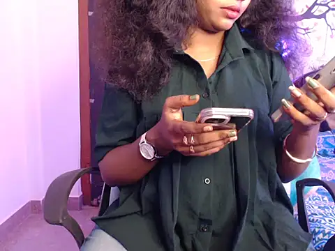 Snapshot of Zellybean_telugu chatting on 10.07.25 Zellybean telugu online show from 10.07.25