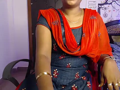 Snapshot of Zellybean_telugu chatting on 10.08.25 Zellybean telugu online show from 10.08.25