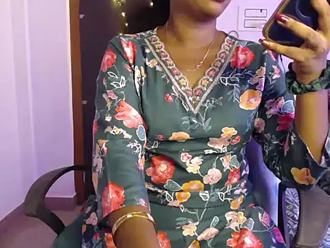 Snapshot of Zellybean_telugu chatting on 10.12.25 Zellybean telugu online show from 10.12.25