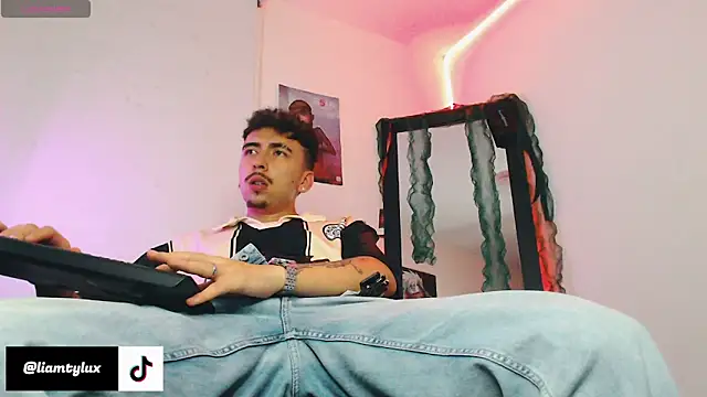 liamty luxor online show from 01.10.26