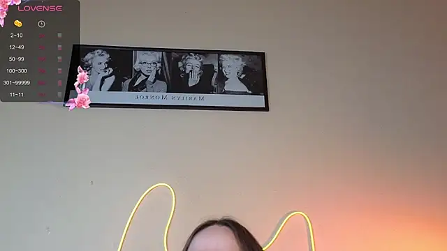 Snapshot of Angeel_Kate chatting on 09.14.25 Angeel Kate online show from 09.14.25