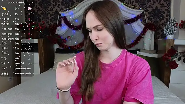 Angeel Kate online show from 12.18.25