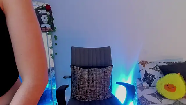 Snapshot of Genesiissss chatting on 11.09.25 Genesiissss online show from 11.09.25