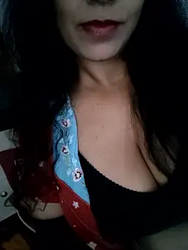 Deepa Sharma143 online show from 11.05.25