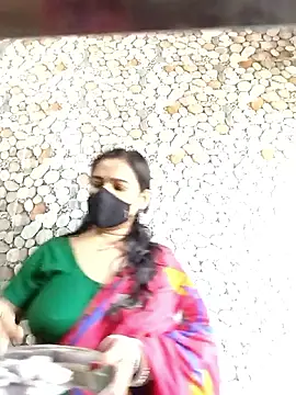 naughty nataasa online show from 10.13.25