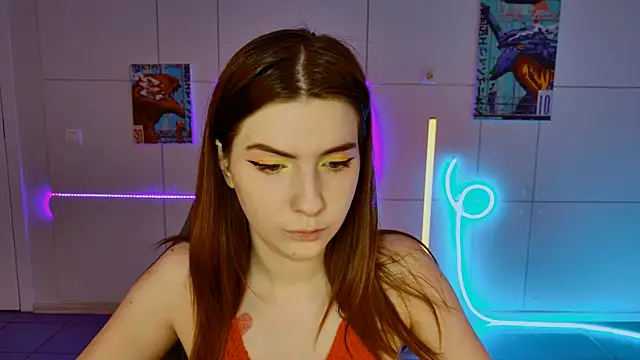 Snapshot of AliceCUNTach chatting on 09.27.25 AliceCUNTach online show from 09.27.25