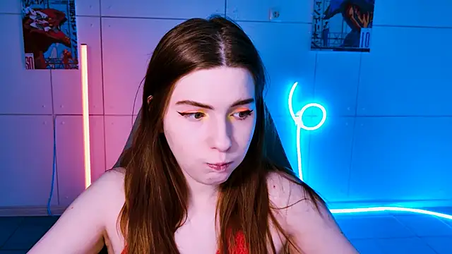 Snapshot of AliceCUNTach chatting on 10.01.25 AliceCUNTach online show from 10.01.25