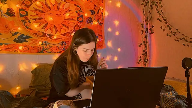 AliceCUNTach online show from 02.11.26