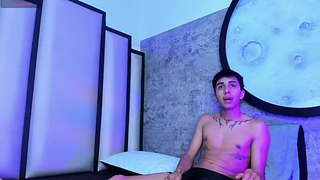 Amy Fox03 online show from 10.20.25