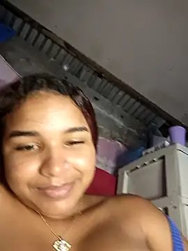 Snapshot of DulceeSalas chatting on 09.23.25 DulceeSalas online show from 09.23.25
