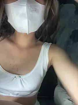 Fin-xinh18 online show from 10.15.25