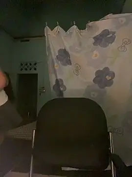 Fin-xinh18 online show from 10.16.25