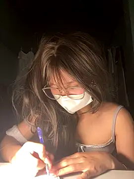 Fin-xinh18 online show from 11.11.25