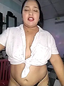 Angelly ricura online show from 11.12.25