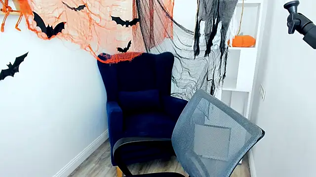 mintydaze online show from 10.15.25