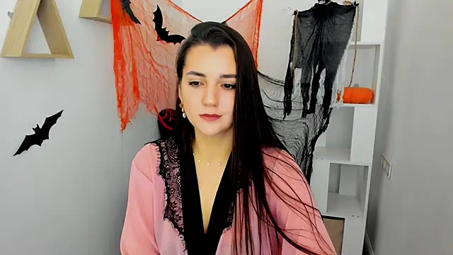 mintydaze online show from 10.24.25