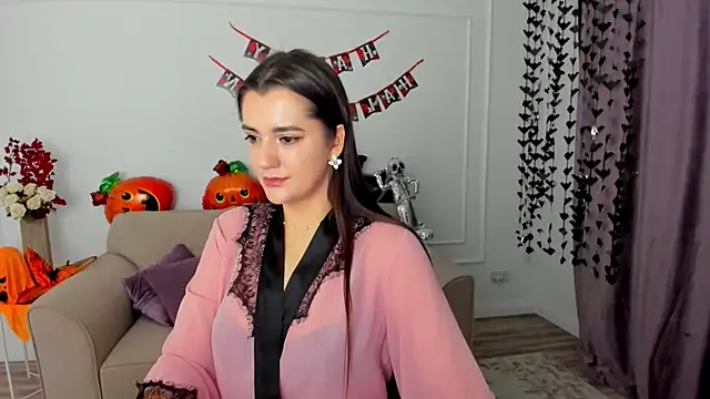 mintydaze online show from 10.26.25