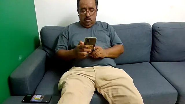 HomHot47 online show from 10.17.25