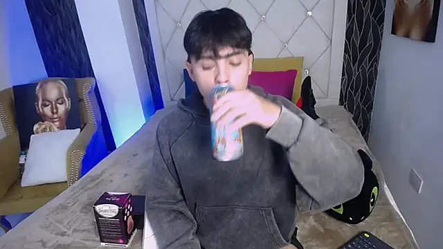 SamuFOXXX online show from 11.07.25