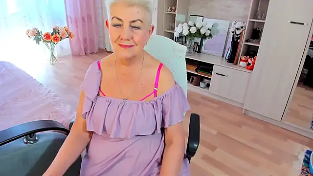 HotandMature online show from 06.03.26