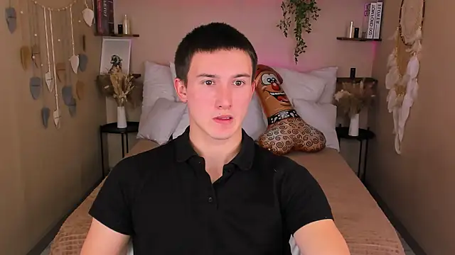 David  Diamond online show from 10.04.25