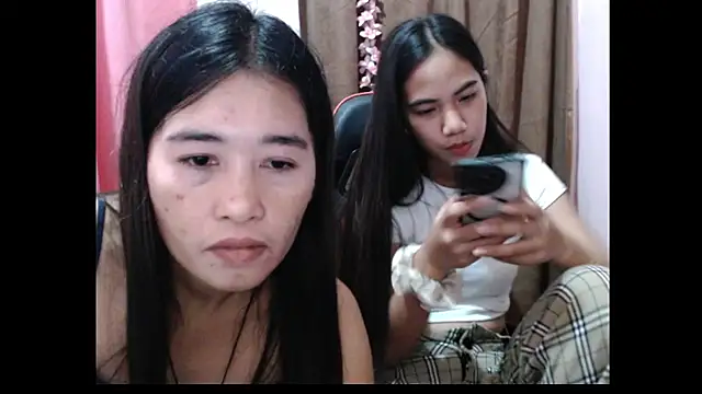 Snapshot of Chubby_HotLady chatting on 09.30.25 Chubby HotLady online show from 09.30.25