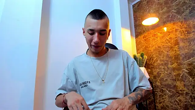 Justin Lakee online show from 09.11.25