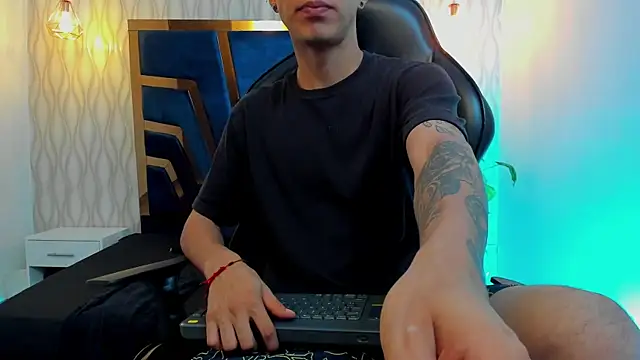 Justin Lakee online show from 10.16.25