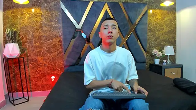 Justin Lakee online show from 11.10.25