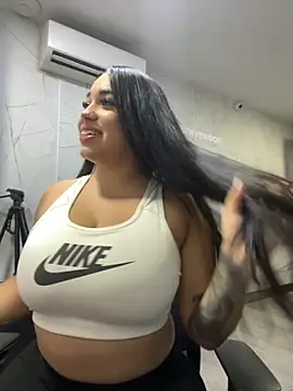 SofiaWildee online show from 09.22.25