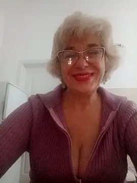 52MiaLove02 online show from 10.16.25