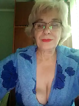 52MiaLove02 online show from 10.19.25