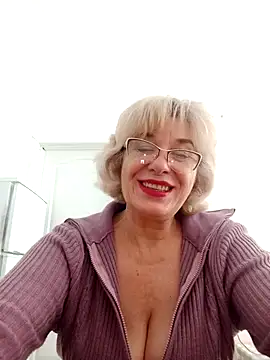 52MiaLove02 online show from 12.22.25