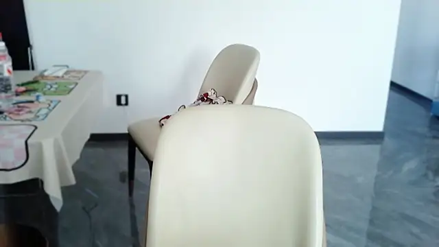 Snapshot of -caicai chatting on 10.03.25 -caicai online show from 10.03.25